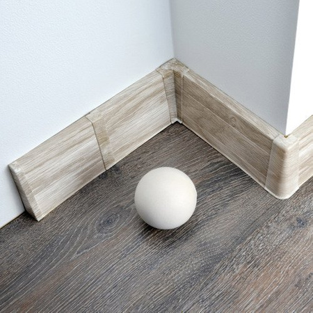 2,5m Fussleiste PVC 75mm Ash Baltimore + Montagematerial Gratis