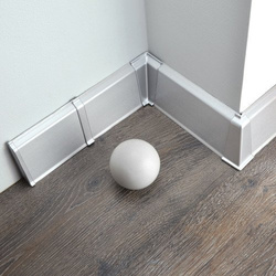 2m Fussleiste 70mm ALUMINIUM Fußleiste Leiste Sockelleiste Laminatleiste Bodenleiste PVC + Montagematerial GRATIS