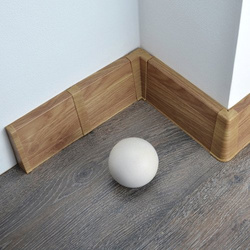 2,5m Fussleiste PVC 75mm Eiche Alabama + Montagematerial Gratis