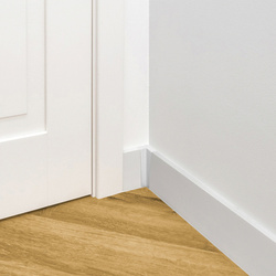 Fussleiste 2,2m Kunststoff Geschäumtes PVC Weiss