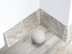 2m Fussleiste 70mm EICHE BOULDER Fußleiste Leiste Sockelleiste Laminatleiste Bodenleiste PVC + Montagematerial GRATIS